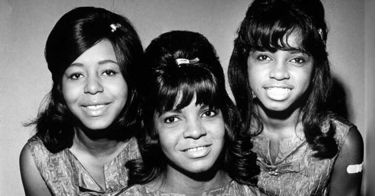 Rosa Lee Hawkins, youngest member of the Dixie Cups, dies at 76