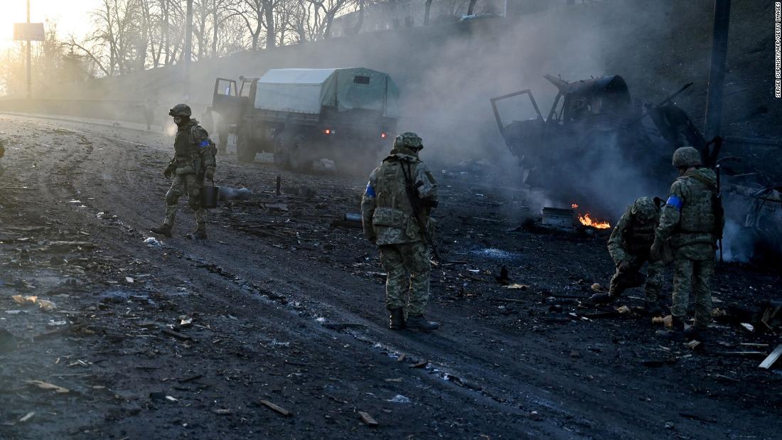 Ukrainians defy Russian attack for third day