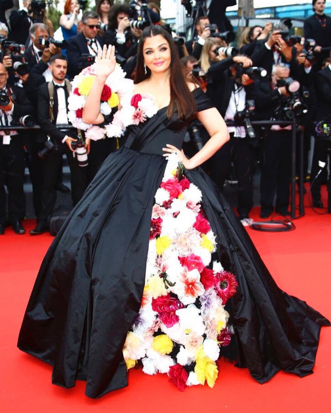 Aishwarya Rai Bachchan Bloomed in the Dolce & Gabbana Dress
