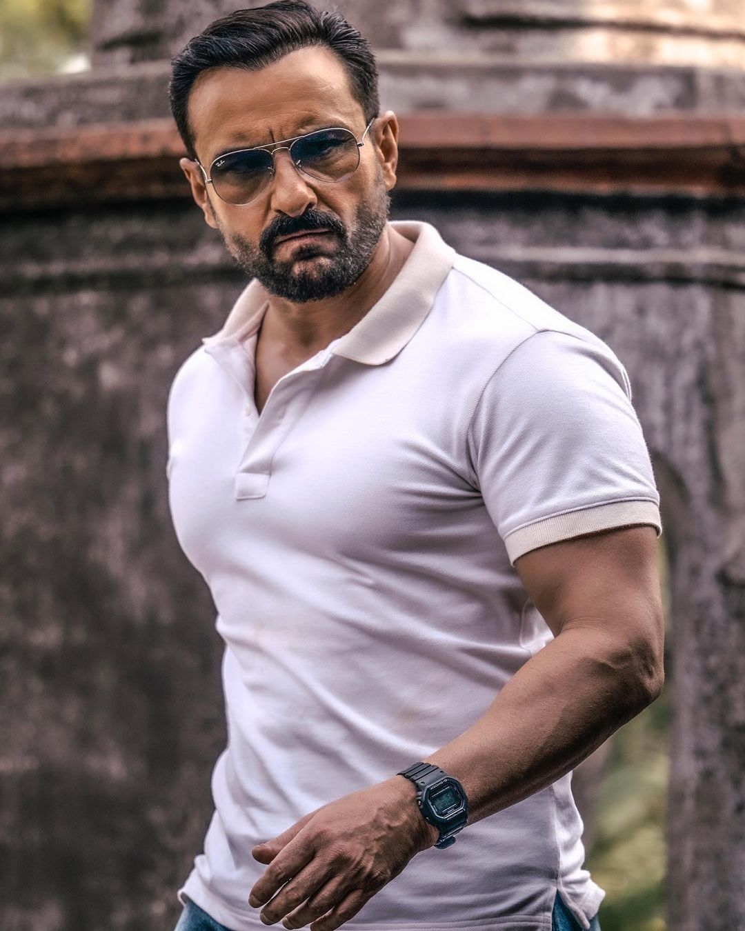 Saif Ali Khan is an actor who can make casual and formal wear with ease.