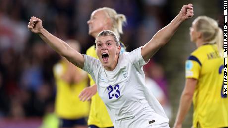 'That was lit': Alessia Russo's stunning goal on the heel gets fans pumping as England advance to the 2022 European Championship final